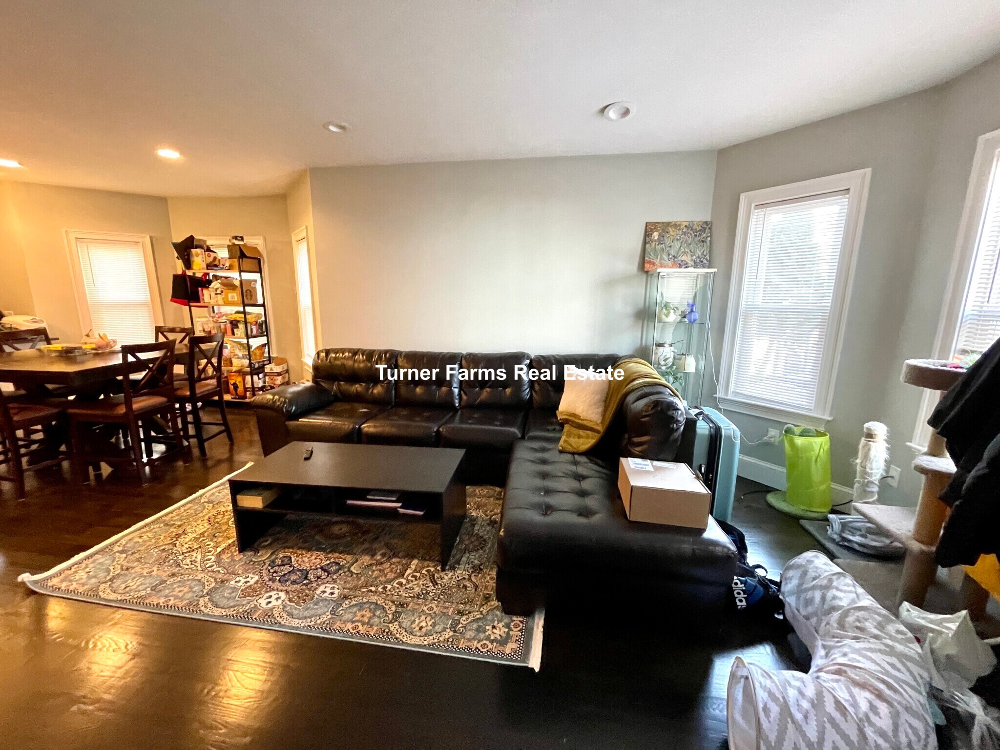 Building Photo - 93 Grant St