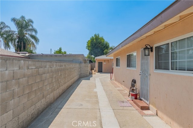 Building Photo - 5033 Sultana Ave