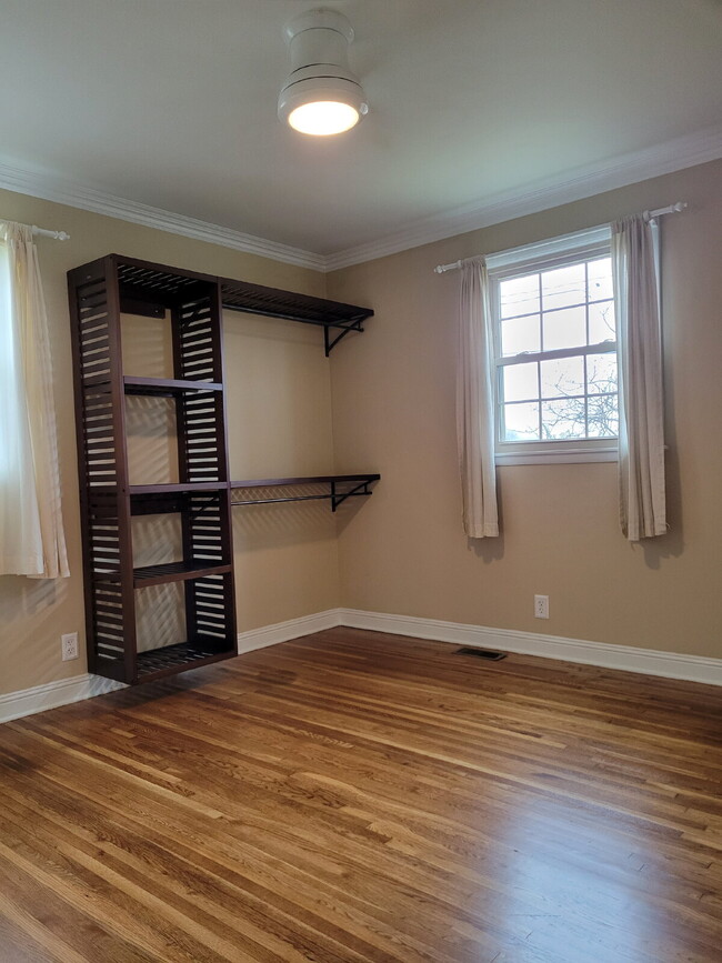 Building Photo - East Nashville 3 Bedroom Gem!