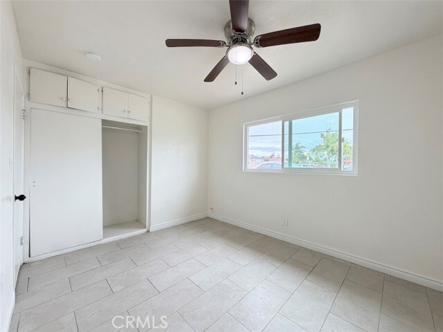 Building Photo - 3820 W Valencia Dr