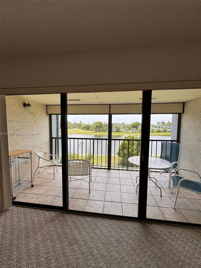 Building Photo - 4272 Deste Ct