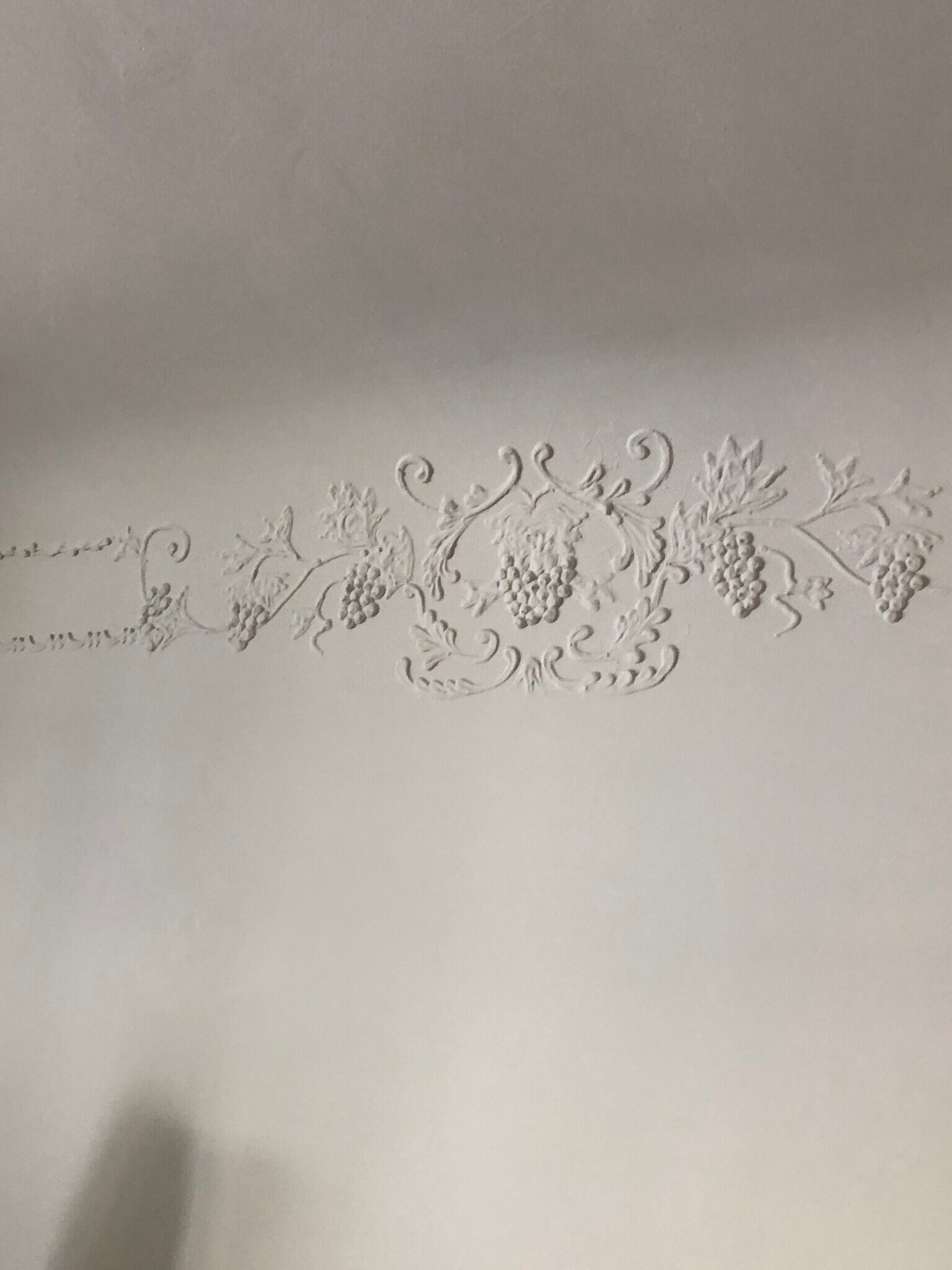 Building Photo - 148 S Orange Dr