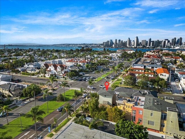 Building Photo - 411 Orange Ave