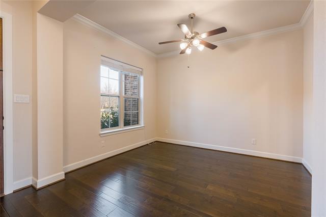 Building Photo - 1008 Peacock Blvd