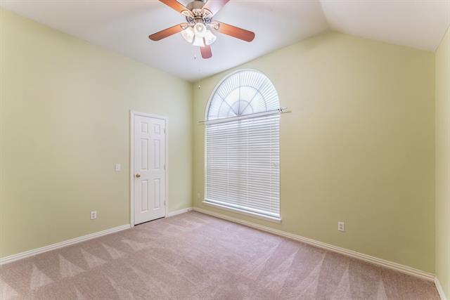 Building Photo - 2832 Bluffview Dr