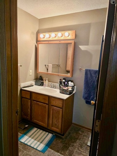 Full Bath with Tub/Shower - 509 N 1st St