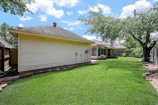 Building Photo - 1335 Remington Crest Dr