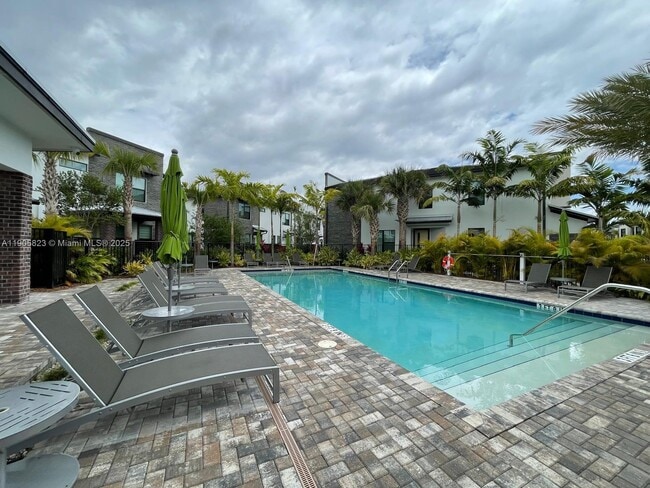 Building Photo - 8366 NW 7th Ct