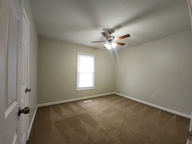 Building Photo - 3483 Arvin Dr