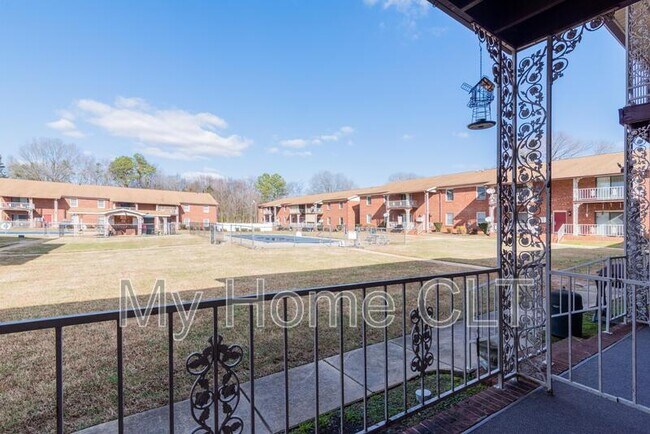 Building Photo - 116 Briarcliff Dr