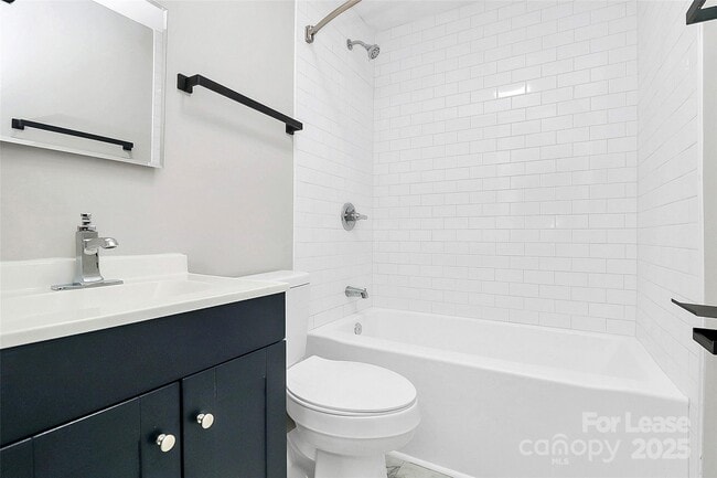 Building Photo - 3516 The Plaza