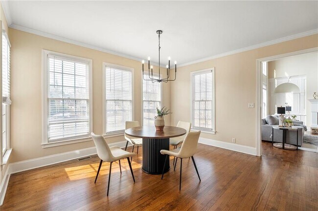 Building Photo - 870 Longstone Landing