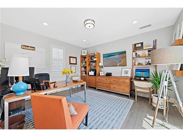 Building Photo - 9 Paniolo Rd