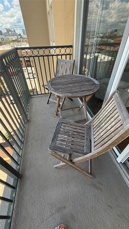 Building Photo - 1064 N Tamiami Trl