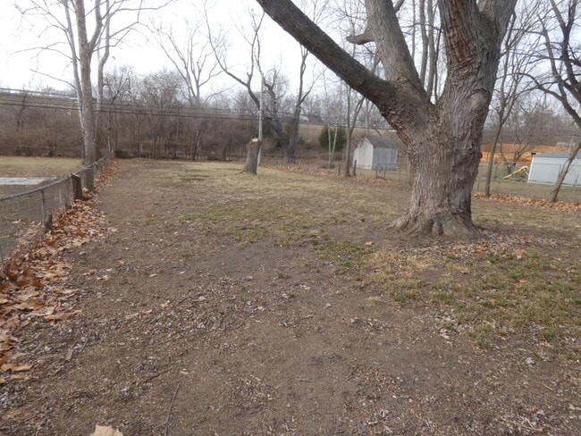 Building Photo - 5132 N Richmond Ave