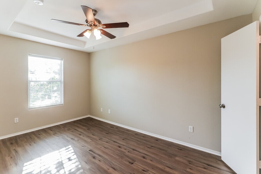 Building Photo - 5505 Rio Sabinas St