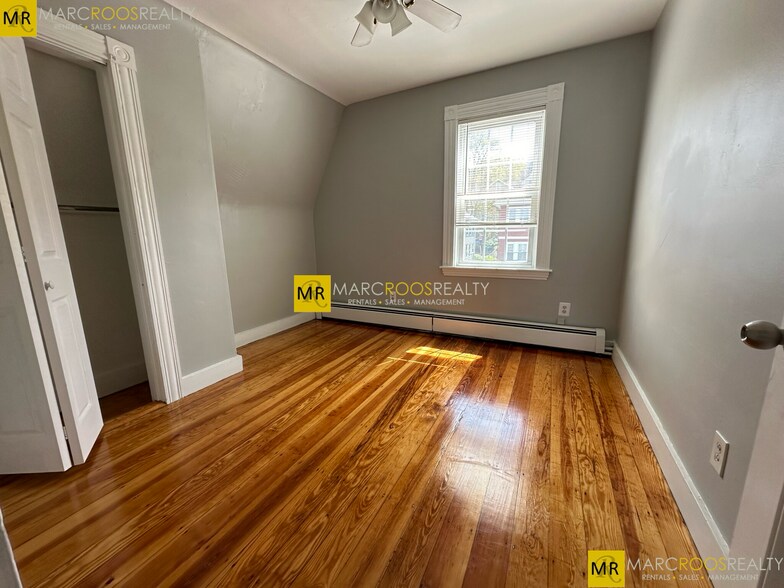 Building Photo - 135 Nonantum St