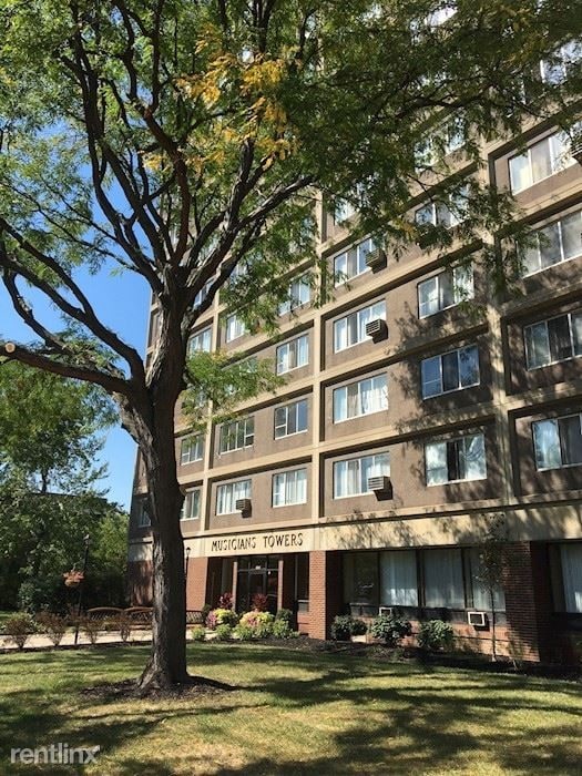 Building Photo - 2727 Lancashire Rd