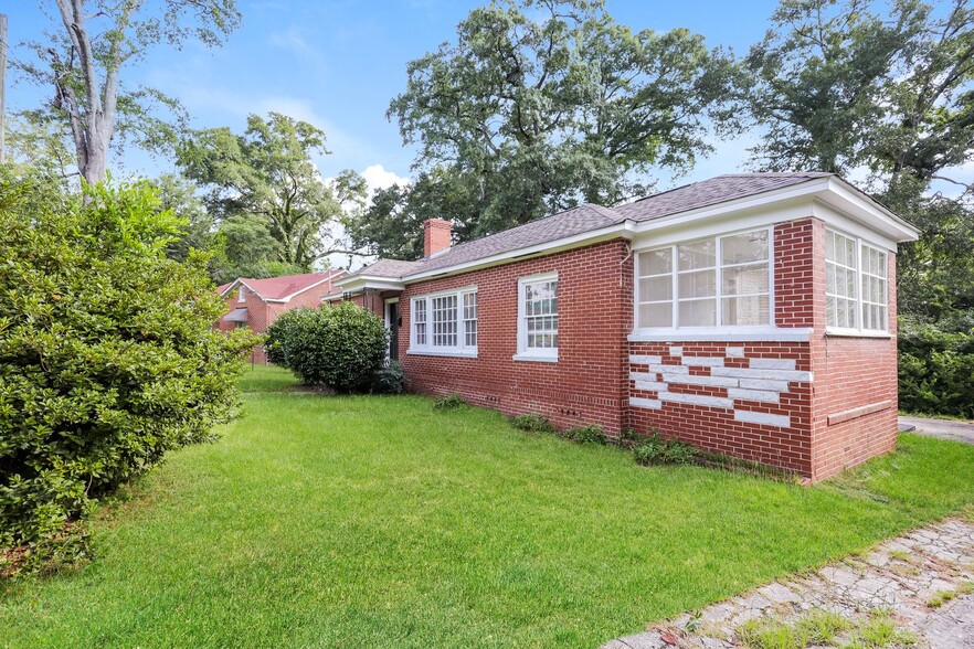 Building Photo - 724 Coolidge Ave