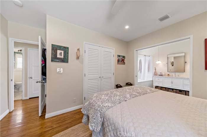 Building Photo - 211 St Joseph Ave