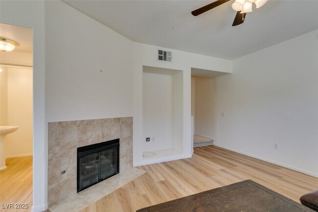 Building Photo - 10220 Delray Beach Ave
