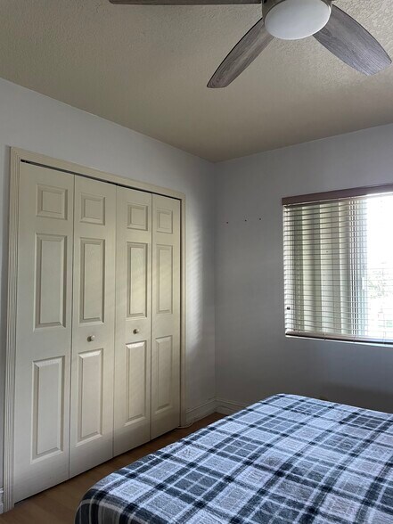 Building Photo - 1423 Holly Heights Dr