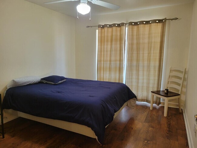 Building Photo - 3361 E Sequoia Dr