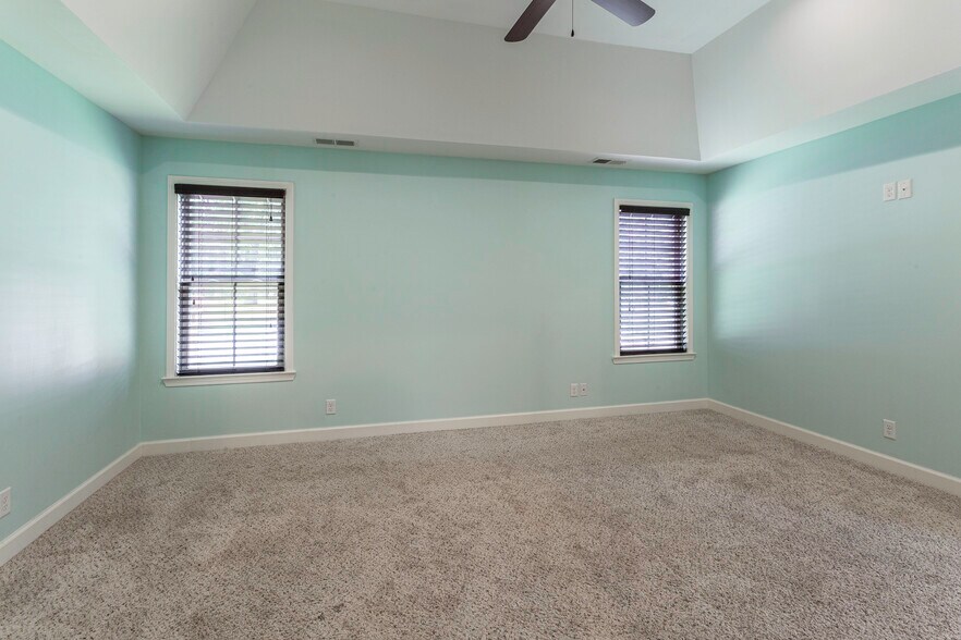 Building Photo - 9036 Breckenridge Cv