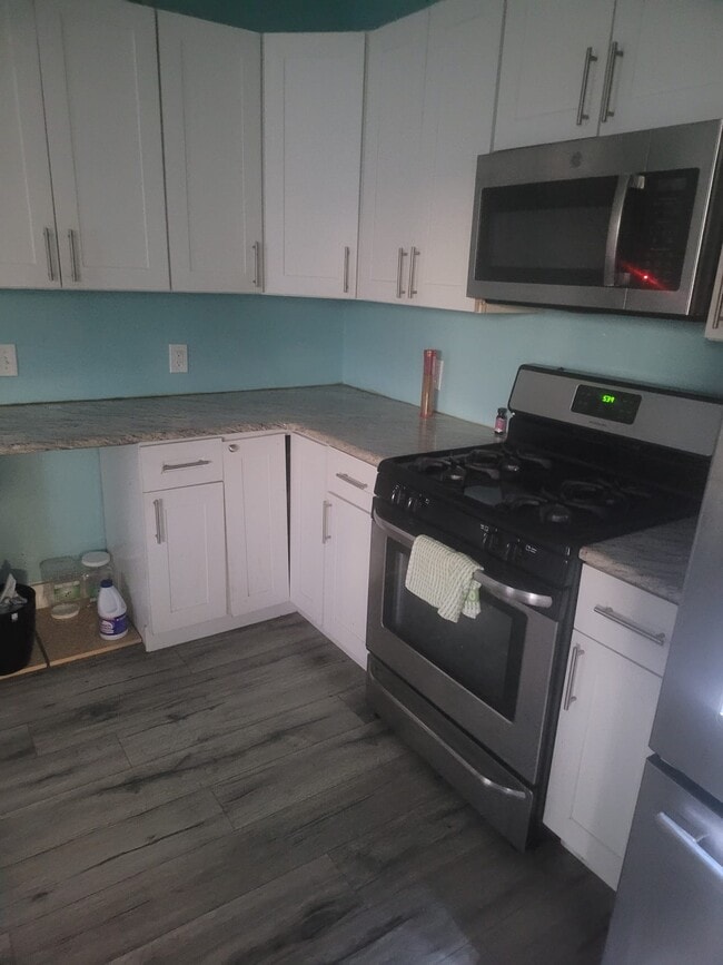 Building Photo - 7008 Ditman St