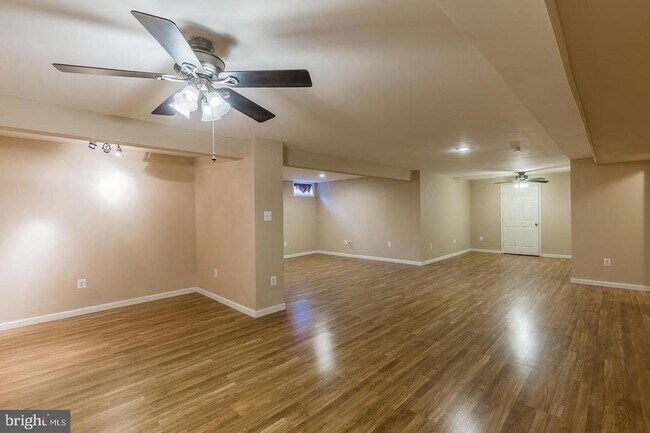 Building Photo - 105 Bridgette Pl NE