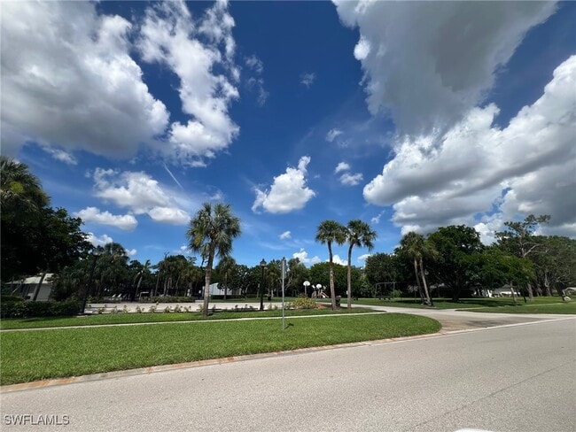 Building Photo - 1450 Nottingham Dr