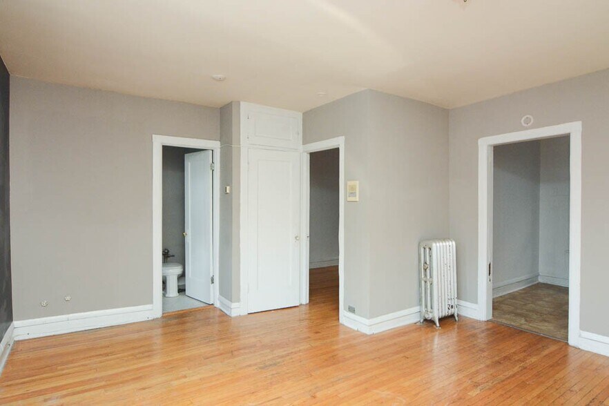Building Photo - 2706 N Spaulding Ave