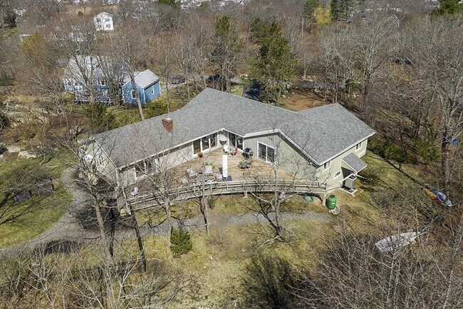 Building Photo - 39 Decatur St