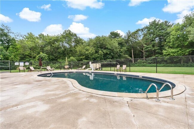 Building Photo - 30 Argyle Ave