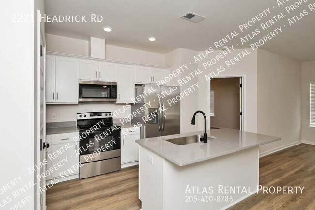 Building Photo - 2221 Headrick Rd