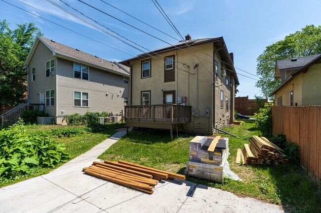 Building Photo - 3436 Stevens Ave