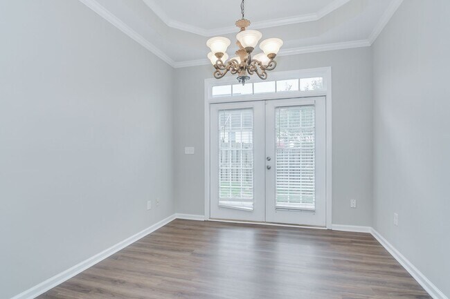 Building Photo - 317 Hogan Way