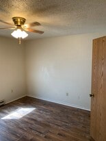 Building Photo - 101 Pelican Dr