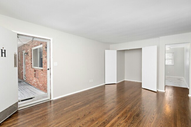 Building Photo - 6119 Marty Street, Unit H