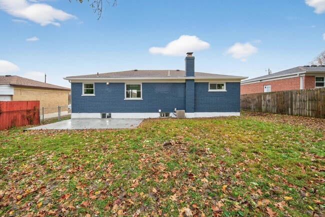 Building Photo - 5737 Kroegermount Dr