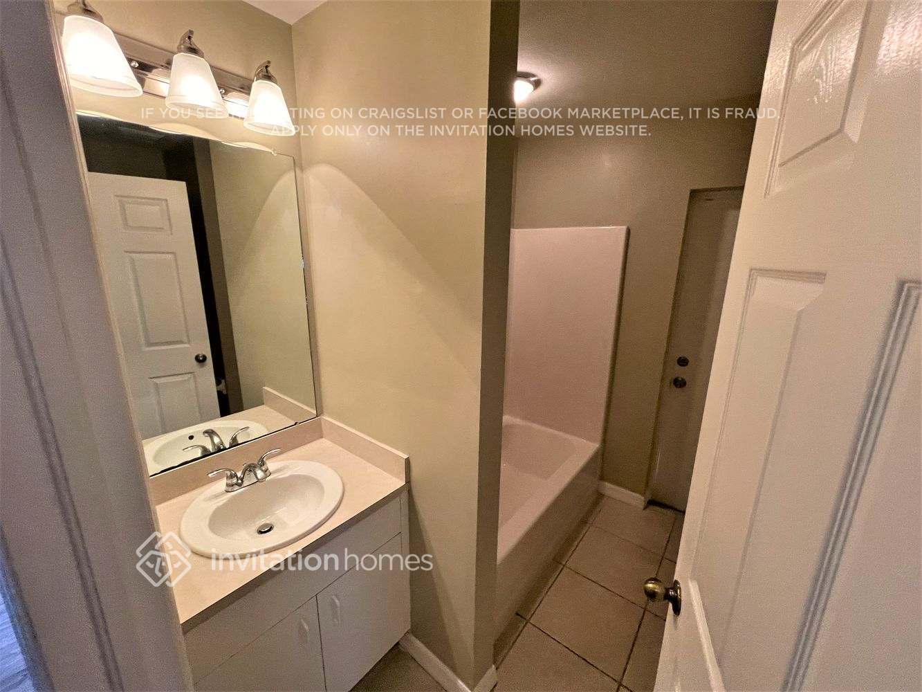 Building Photo - 908 Biscayne Dr