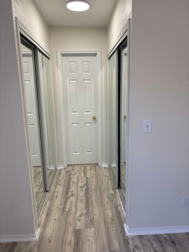 Building Photo - 1701 The Greens Way