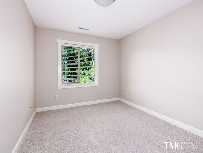 Building Photo - Pre- Leasing Large 3 Bedroom Home- With Garage