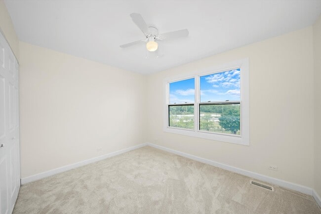 Building Photo - 9771 W 143rd St
