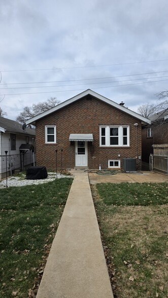 Building Photo - 1414 Louisville Ave