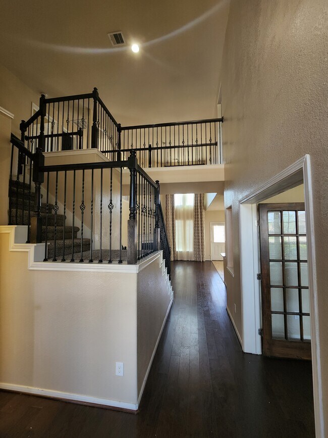 Building Photo - 25619 Anvil Iron Ln