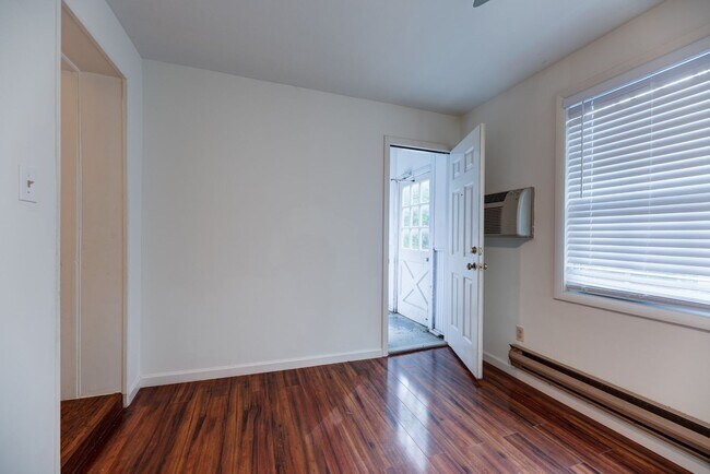 Building Photo - 2614 41st St NW