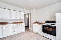 Building Photo - 1901 S Jefferson St