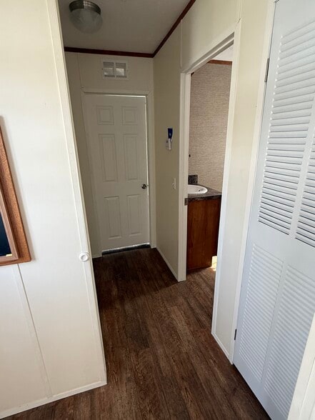 Building Photo - 28 Horner Dr