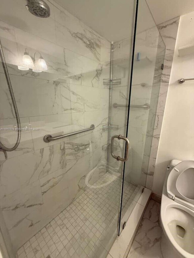 Building Photo - 6200 NE 22nd Way